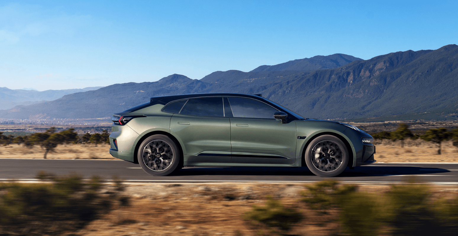 Là một thương hiệu sản xuất xe thuần điện hạng sang quy tụ đội ngũ kỹ sự và thiết kế tài năng cùng tiềm lực công nghệ vượt trội để tạo ra mẫu xe Zeekr 001 công nghệ thông minh và tiên tiến.