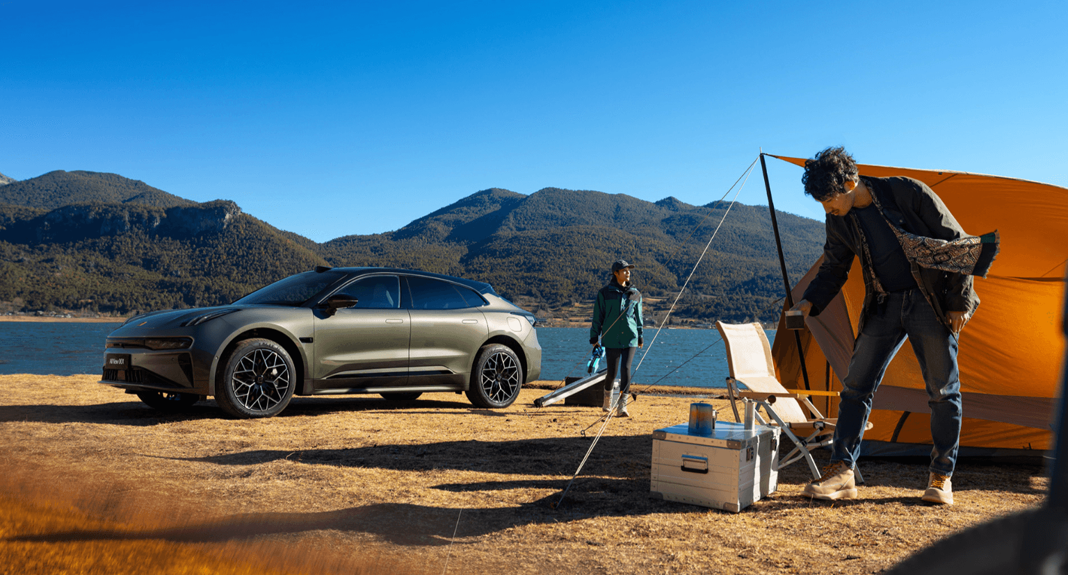 Là một thương hiệu sản xuất xe thuần điện hạng sang quy tụ đội ngũ kỹ sự và thiết kế tài năng cùng tiềm lực công nghệ vượt trội để tạo ra mẫu xe Zeekr 001 công nghệ thông minh và tiên tiến.