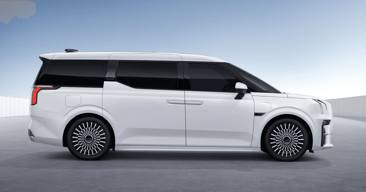 Hệ số cản gió chỉ 0.27 Cd Mặc dù có kích thước lớn, nhưng tính khí động học được tối ưu, không khác biệt với các xe sedan, giúp tăng hiệu suất vận hành.